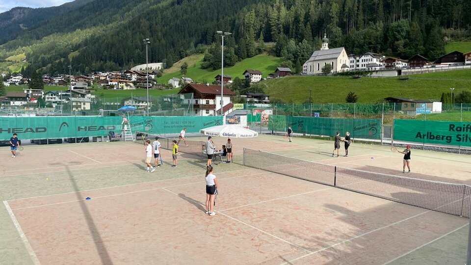 Tennisplatz